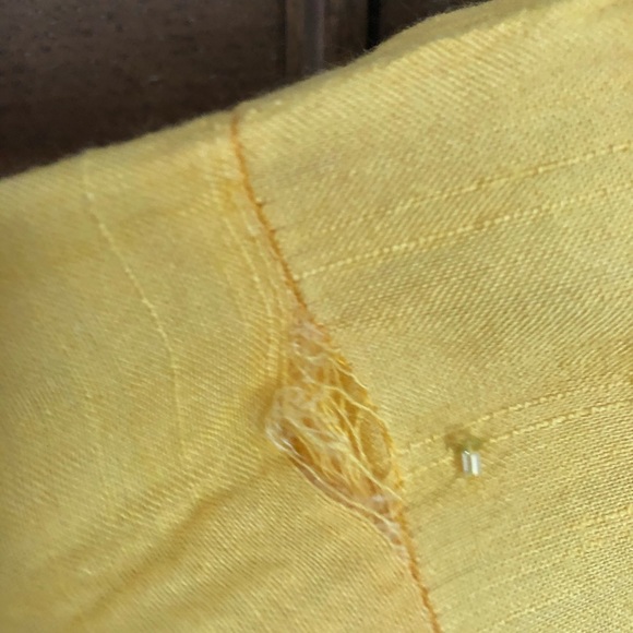 Beautiful sequenced top. - Picture 5 of 5